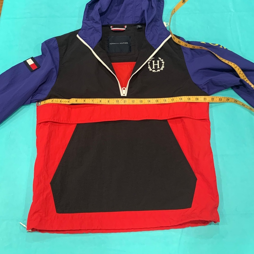Tommy Hilfiger 1/4 Zip Windbreaker Hoodie - Picture 6 of 9